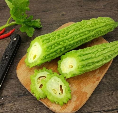 吃小白瓜利弊,营养与风险并存的夏日佳品