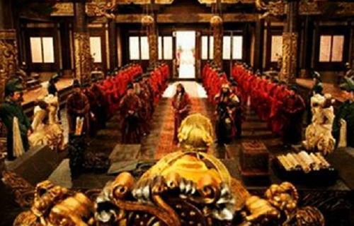 早朝吃瓜后续剧情,宫廷秘闻再掀波澜，幕后真相即将揭晓